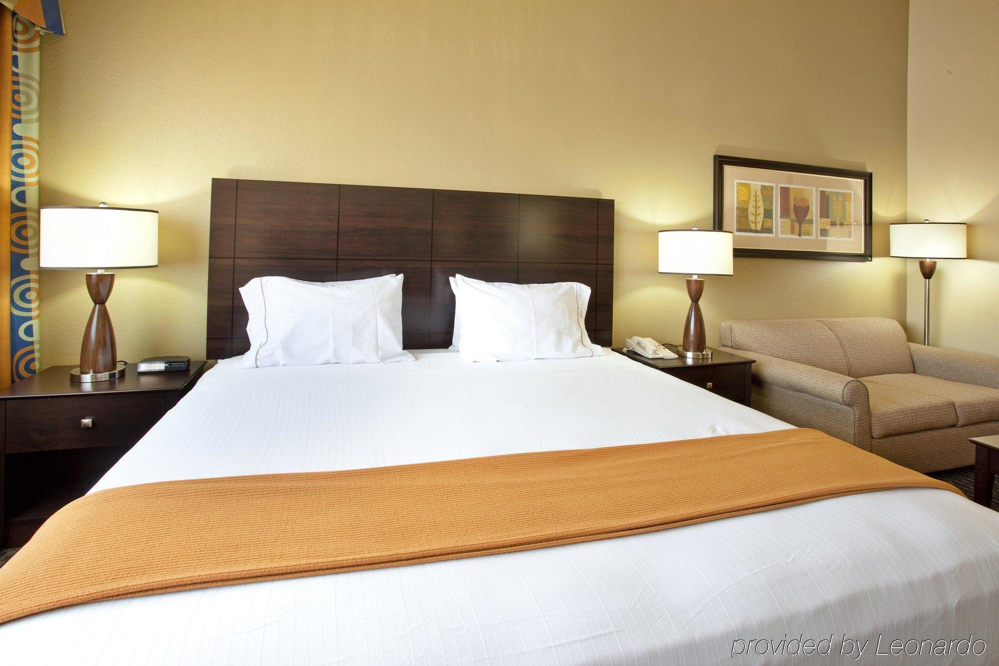 Holiday Inn Express & Suites Phoenix/Chandler Oda fotoğraf