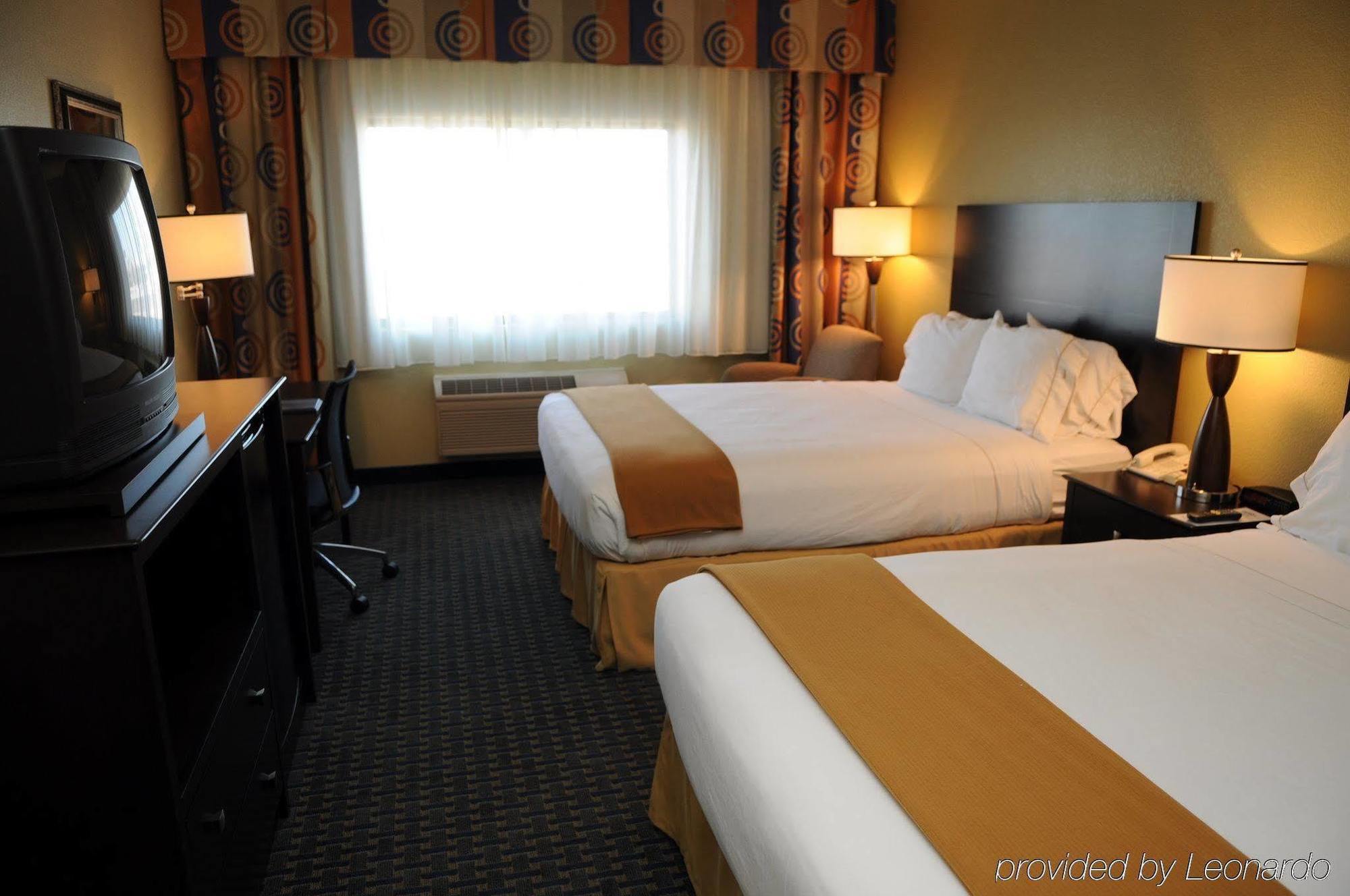 Holiday Inn Express & Suites Phoenix/Chandler Oda fotoğraf