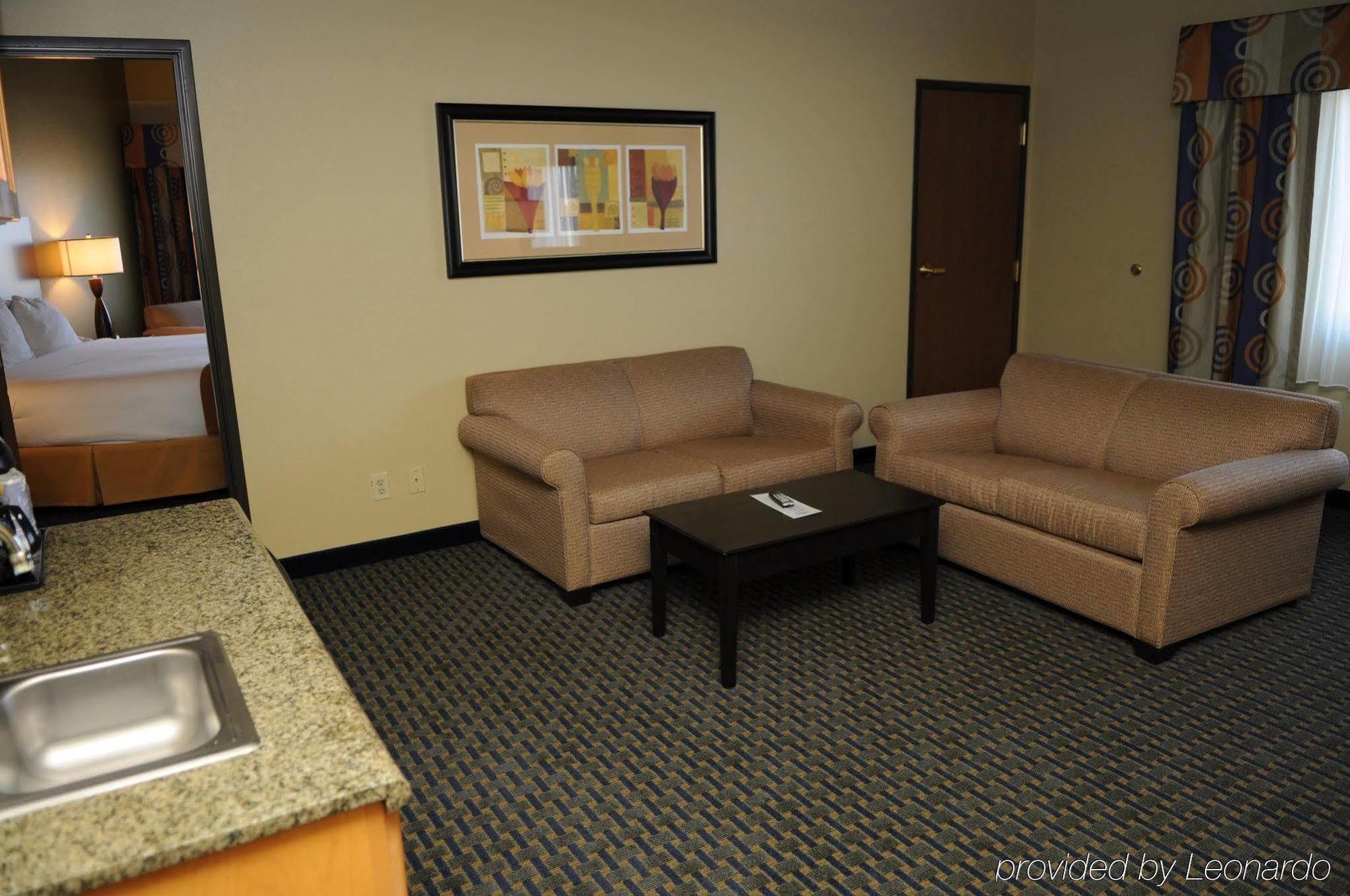 Holiday Inn Express & Suites Phoenix/Chandler Dış mekan fotoğraf