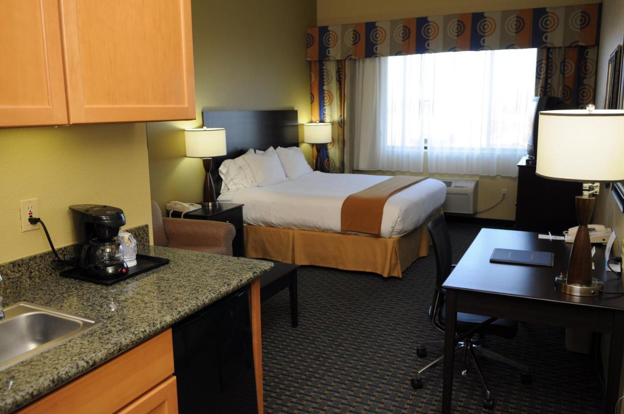Holiday Inn Express & Suites Phoenix/Chandler Dış mekan fotoğraf